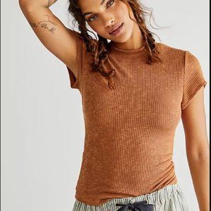 Free People Your Fave  Baby Tee camel color size Large